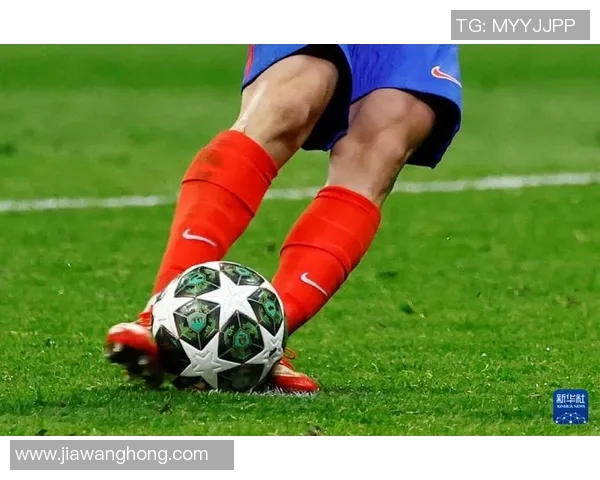 欧洲十大足球巨星盘点及其职业生涯精彩瞬间分析 欧洲十大足球巨星盘点及其职业生涯精彩瞬间分析